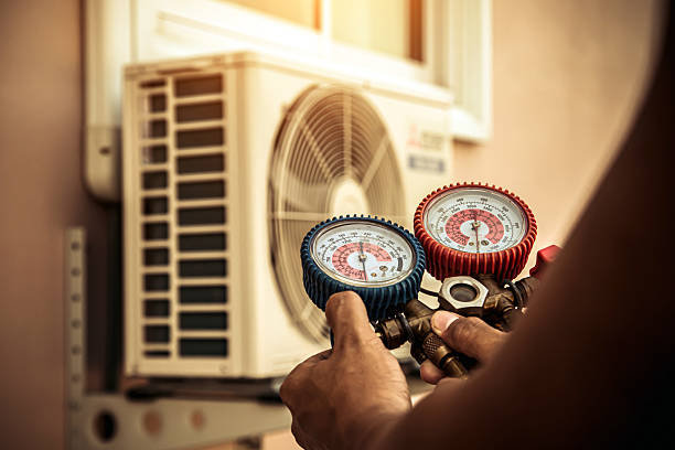 Professional Heat Pump Repair technician working in Georgetown, TX